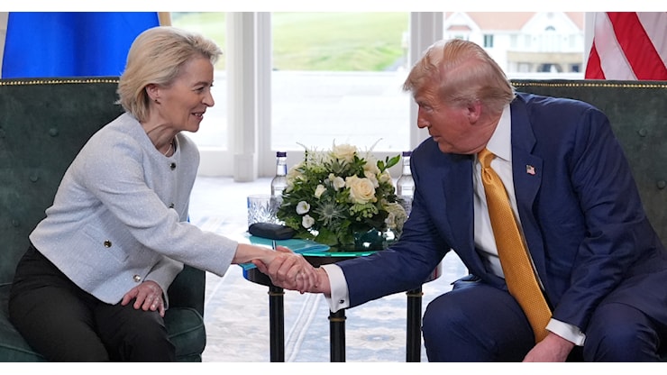 Dazi USA: Trump firma ordine esecutivo, tariffe all'UE slittano al 7 agosto - Il Fatto Quotidiano Dazi USA: Trump firma ordine esecutivo, tariffe all'UE slittano al 7 agosto - Il Fatto Quotidiano
