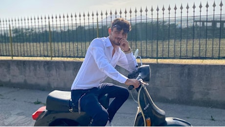 Emanuele Barone muore a 23 anni a Striano dopo aver perso il controllo del suo scooter