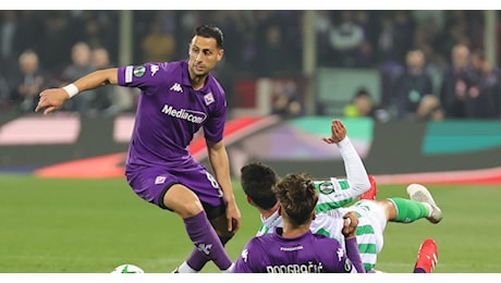 Fiorentina-Betis, moviola: contatto Ricardo Rodriguez-Mandragora in area, non c'è rigore. Tutti gli episodi del Franchi