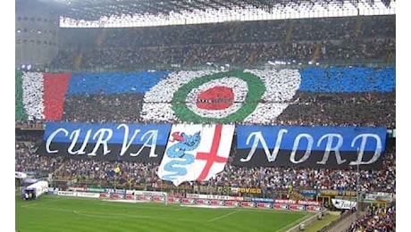 Scoperto arsenale Curva Nord dell'Inter: c'erano kalashnikov, pistole e bombe a mano