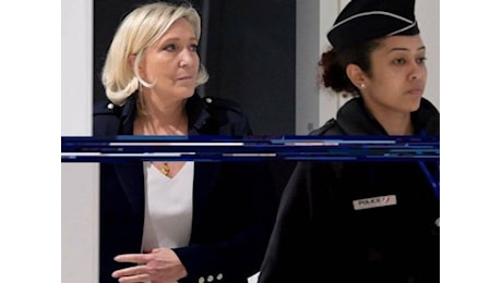 Accanimento e vendetta. Chiesti cinque anni e l'ineleggibilità per Marine Le Pen