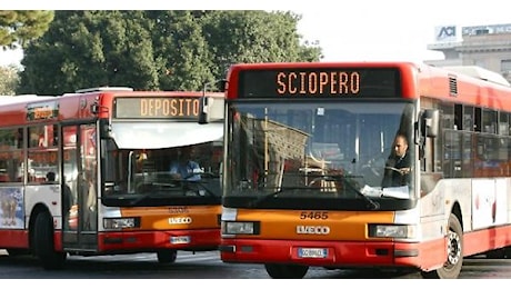 Scioperi, primo venerdì nero dell'anno: a rischio treni, bus e scuole