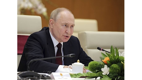 Putin in difficoltà usa la solita minaccia. Svilupperemo ancora armi nucleari