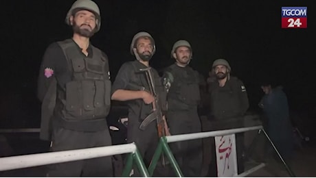 L'India attacca il Pakistan: Raid contro siti terroristici