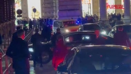 Roma, il corteo di auto di Zelensky arrriva a Palazzo Chigi