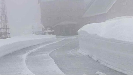 Neve in Emilia-Romagna e Toscana: imbiancato l'Appennino e Abetone - FOTO