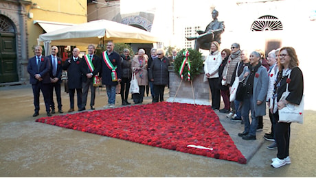 Puccini, il giorno del centenario; Lucca celebra il suo Maestro