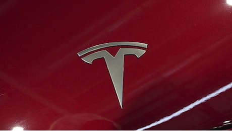 Tesla non rispetta le aspettative di consegna di veicoli elettrici nel quarto trimestre