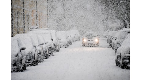 Più FREDDO e NEVICATE tra 12 e 14 gennaio: tutte le mappe