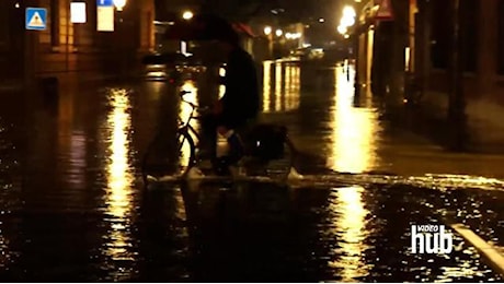 Maltempo in Romagna, Cesenatico sotto l'acqua