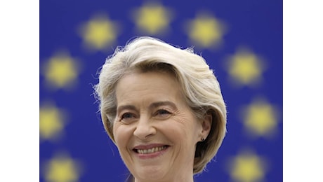 Von der Leyen rieletta presidente della Commissione Ue. Sì di Verdi e FI ma FdI vota contro