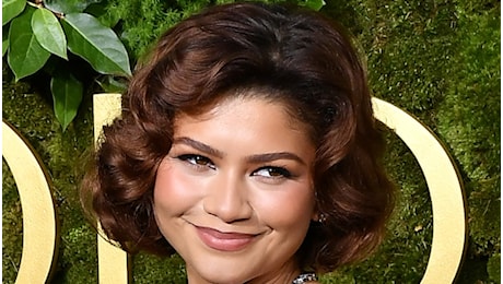 Zendaya ai Golden Globe, l'anello di diamanti che fa sognare le nozze con Tom Holland