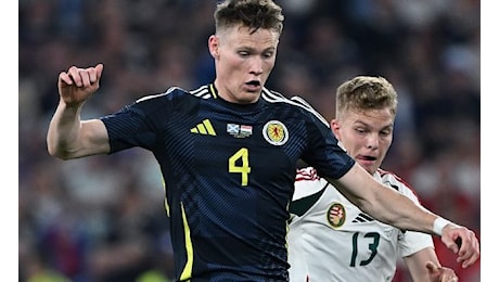 Napoli in ansia, Scott McTominay lascia il campo zoppicando: cosa filtra