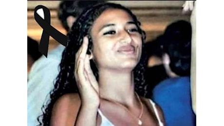 Larimar Annaloro, suicida a 15 anni. L'ombra delle foto intime e la lite fuori scuola