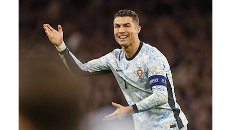 Calcio: Forbes, Ronaldo resta il giocatore più pagato al mondo