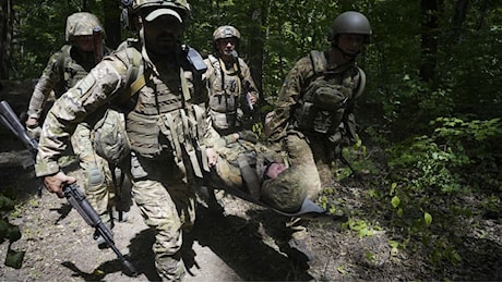 Guerra in Ucraina: Kiev mette pressione in Crimea, Mosca attacca le infrastrutture
