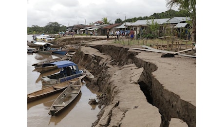 Terremoto di magnitudo 7.2. Scatta l'allarme tsunami in Perù