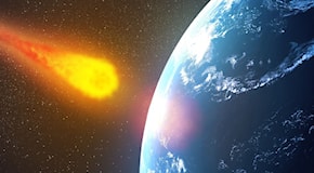 Enormi asteroidi sfrecciano vicino alla Terra: siamo al sicuro? Le cose da sapere