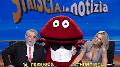 Nino Frassica a «Striscia la notizia»: il ritorno al tg satirico di Canale 5 e altre curiosità