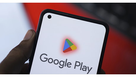 Google costretta ad aprire il Play Store: dal 2024 il catalogo app disponibile agli store di terze parti. È il ‘ritorno’ di Huawei?