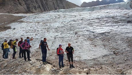 Climbing for Climate, dalla Marmolada un sos disperato: «Nel 2040 il ghiacciaio verrà dichiarato morto