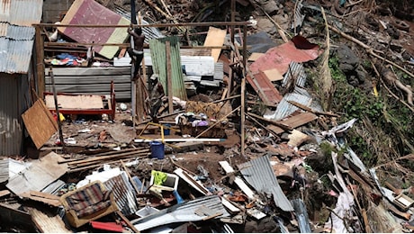 Francesco: prego per le vittime del ciclone a Mayotte e per la fine delle guerre