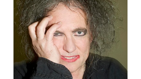 Robert Smith racconta il nuovo album dei Cure: “Volevo avesse un’atmosfera”