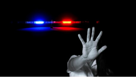 Minorenni stuprate da delinquenti a piede libero