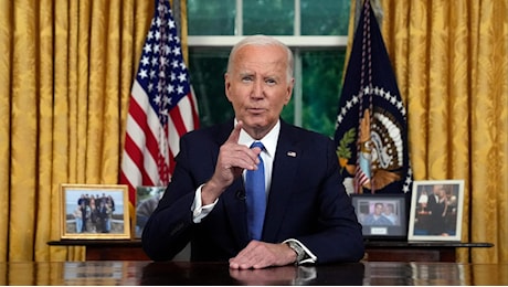 Biden: “La difesa della democrazia è più importante di qualsiasi titolo. È tempo di voci nuove, Harris tosta e capace”