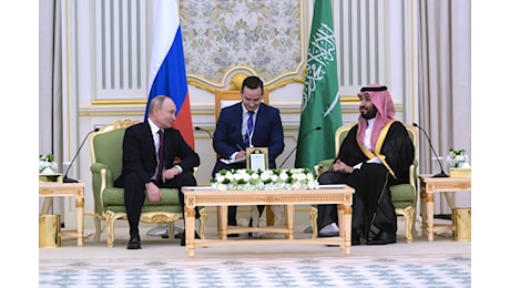 Bin Salman: giù le mani dai soldi di Putin. Ecco come L’Arabia Saudita minaccia le finanze UE