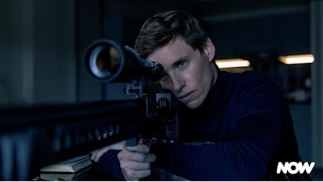 The Day of the Jackal: il nuovo thriller di Sky Original che attraversa l’Europa. Con Eddie Redmayne