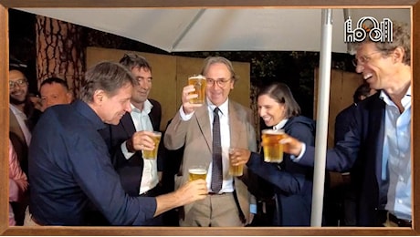 Metropolis - Campo largo, scene dal patto della birra (senza Renzi&Calenda) alla festa di Avs