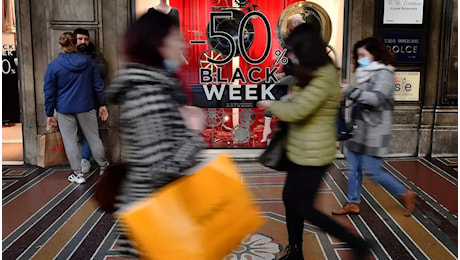 Italiani sempre più interessati al Black Friday, aumenta il budget degli italiani a 261 euro