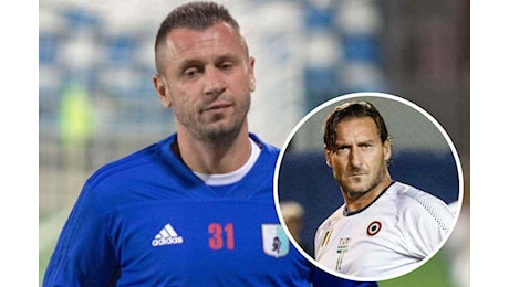 Antonio Cassano torna a parlare e spara a zero su tutti: la pesante offesa ai genitori di Totti e la provocazione all’ex amico