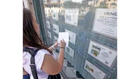 Casa, nel 2025 ancora in crescita i prezzi di vendite e affitti. Napoli vola oltre i 3mila euro a metro quadro