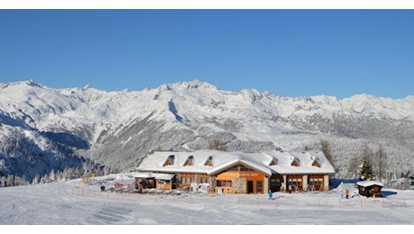 Tragedia al rifugio: è un turista barese di 87 anni l'uomo che ha perso la vita a causa di un malore. Stava trascorrendo le vacanze in Trentino con la famiglia