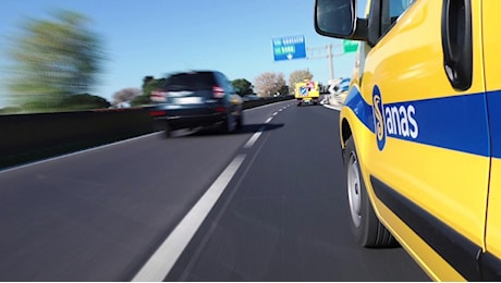 Forte vento, Anas: limitazioni al transito nel tratto Autostrada del Mediterraneo A2 tra svincoli di Frascineto e Lagonegro in direzione nord