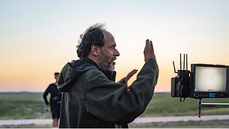 Luca Guadagnino se ne va dai Golden Globes dopo la vittoria di Emilia Pérez, ecco il video