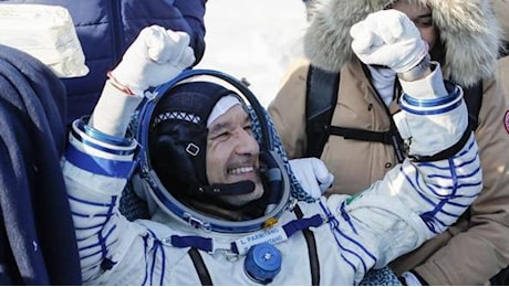 L'astronauta Luca Parmitano: «Vi porto con me sulla Luna a cercare acqua. Per arrivarci prenderemo l'ascensore»