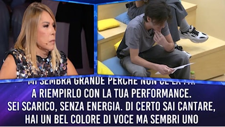 Amici 24, Jacopo Sol finisce nel mirino di Anna Pettinelli: Sei scarico, troppo grande lo studio del Serale per te