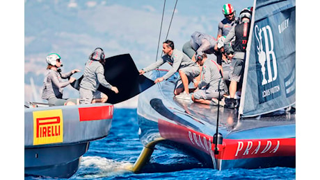 Louis Vuitton Cup, Luna Rossa più forte delle difficoltà: dopo la rottura e la squalifica, è pareggio su Britannia