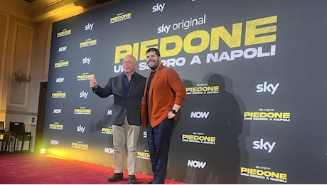 Salvatore Esposito è «Piedone lo sbirro a Napoli» nel ruolo che fu di Bud Spencer: «È un mito, è stato il nostro supereroe»