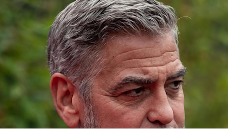 Anche Clooney scarica Biden:: Ha salvato la nostra democrazia, ma ora rinunci alla candidatura