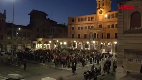 Raimo insulta Valditara, il corteo a Roma contro la sospensione