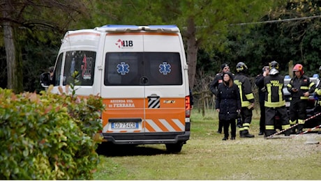 Crollo balcone a villa Rivani Farolfi: tragedia sfiorata durante gita scolastica a Ro Ferrarese