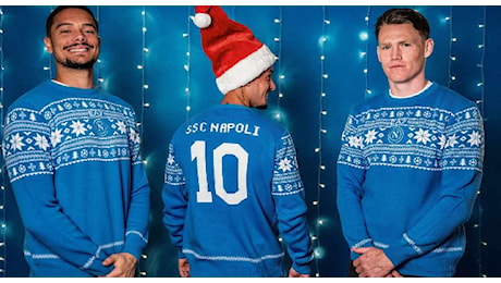 SSC Napoli, ecco il nuovo maglione di Natale 2024: prezzo e dove acquistare