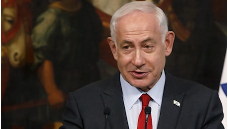 Il messaggio di Netanyahu a Israele: “Salveremo tutti gli ostaggi”. Il video su X in occasione del 7 ottobre