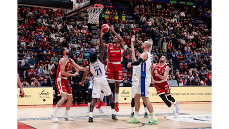 Odissea al Forum: l’Olimpia Milano non la chiude mai, Brescia ko solo nel finale