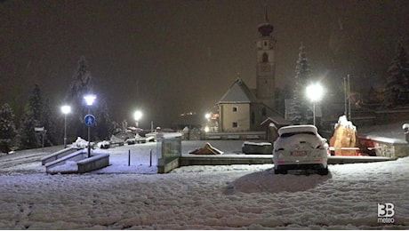 Cronaca meteo - Dolomiti sotto la neve di settembre. Accumulo di 15-20 cm al suolo - Video