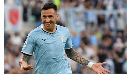 Lazio-Roma, Vecino e Shomurodov jolly a sorpresa: il derby si gioca (anche) in panchina